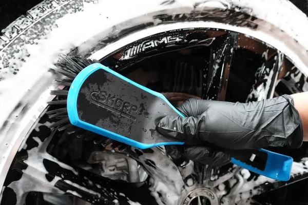 [SKORP] Wheel Brush