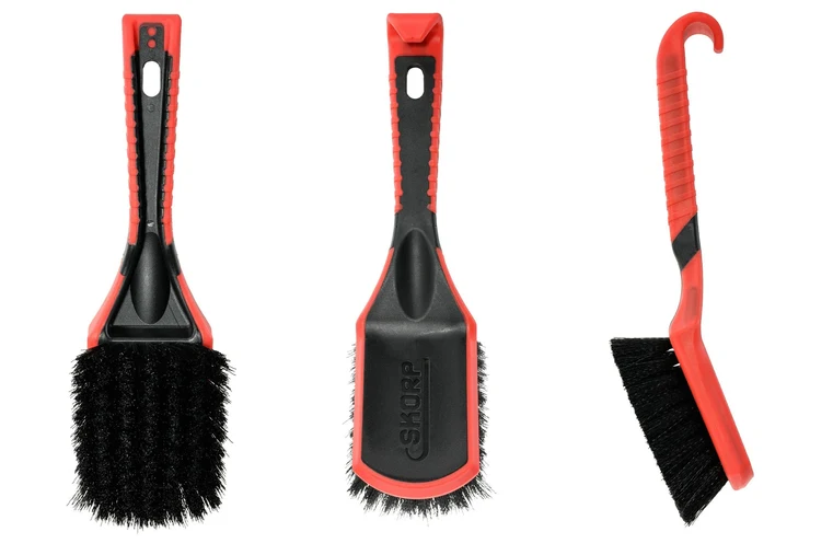 [SKORP] Scrub Brush